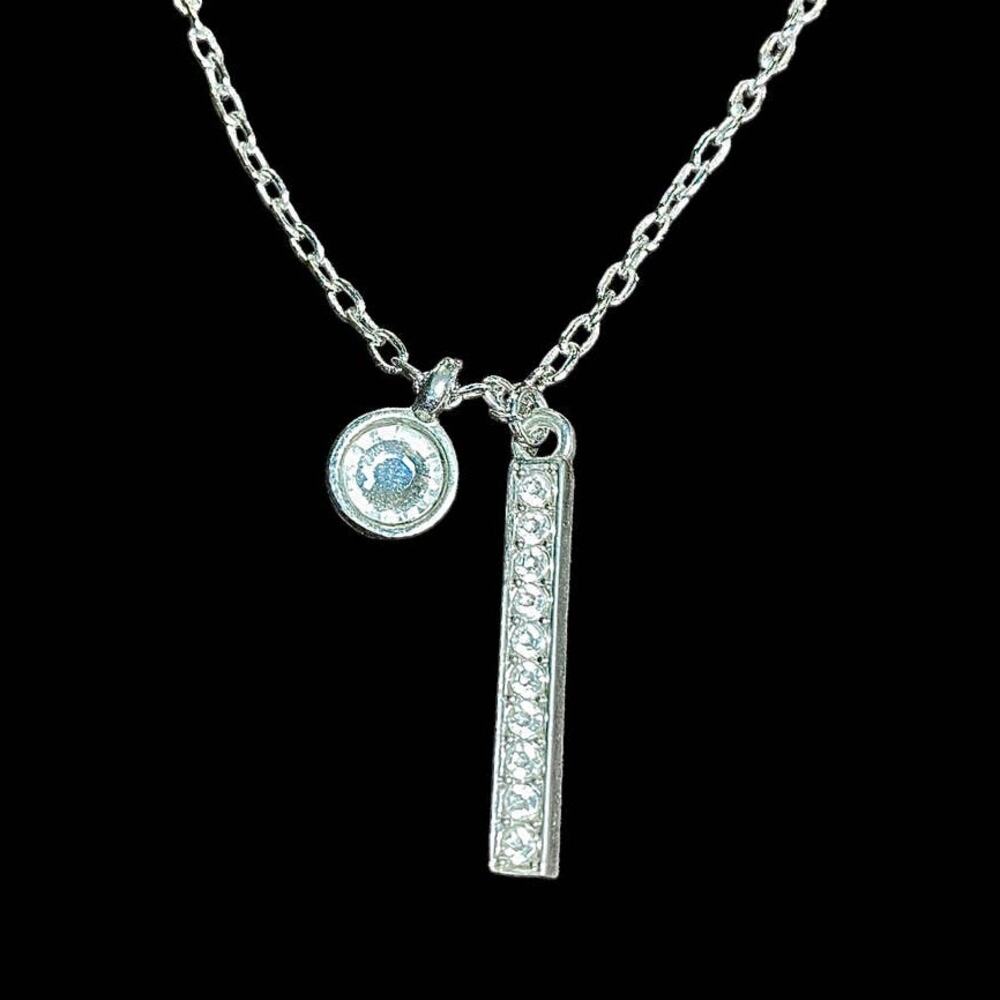 NIB with tags Lia Sophia Adjustable length Swarovski crystal bar necklace